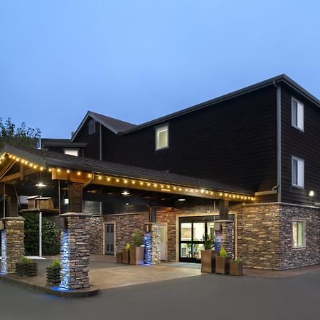 Holiday Inn Express Fort Bragg, An Ihg Hotel Exterior photo